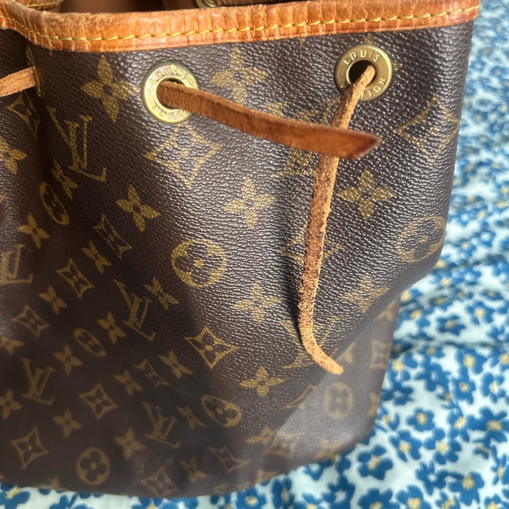Louis Vuitton Petite Noe Monogram Bag - Picture 6 of 7